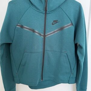 Women’s Nike Tech Fleece Windrunner  Jacket